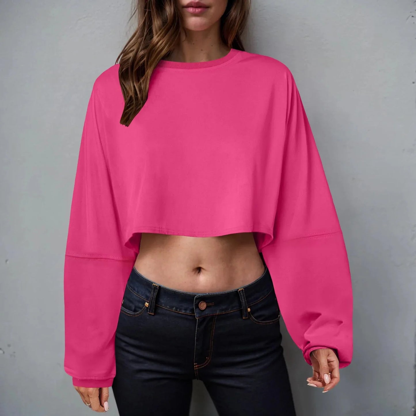 đ§ââïž Womenâs Long Sleeve Loose-Fit Crop Top