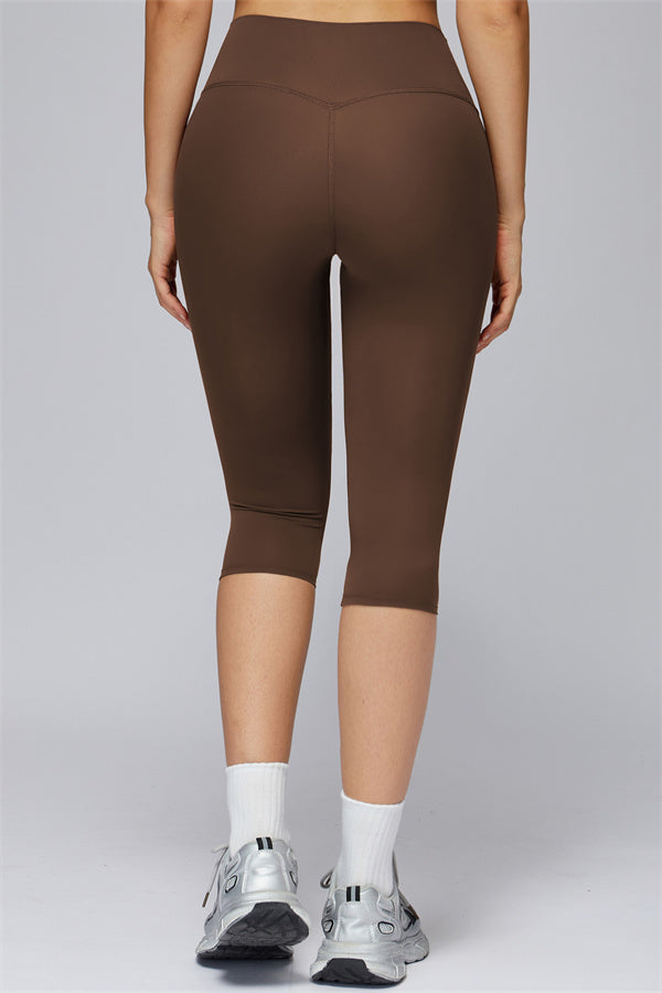 The FlexCore Sports Bra Capri Leggings 2-Piece Set