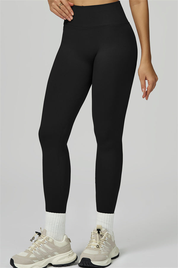 The Prime Crop Top Leggings 2-Piece Set