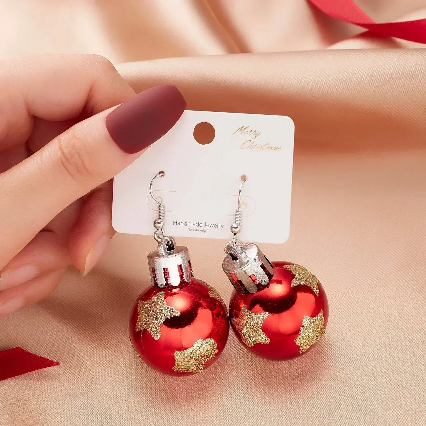 Rinhoo Christmas Circle Round Heart Deer Elk Pendant Earrings Piercing Ear Hook Earring Jewelry for Women