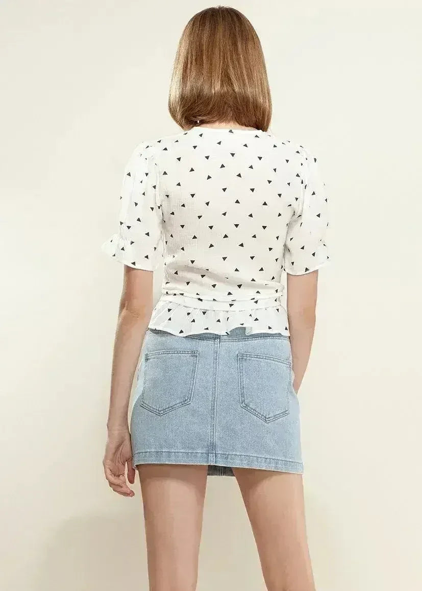 Women's Triangle Print Puff Sleeve Blouse in White triangle | Femstylo