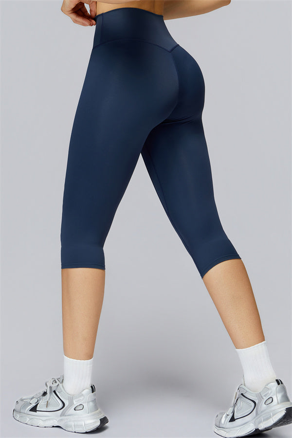 The FlexCore Sports Bra Capri Leggings 2-Piece Set