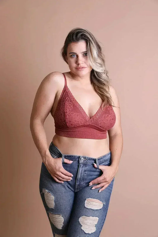 Plus Size Lace Brami – Stretchy Waistband, Elegant & Sexy