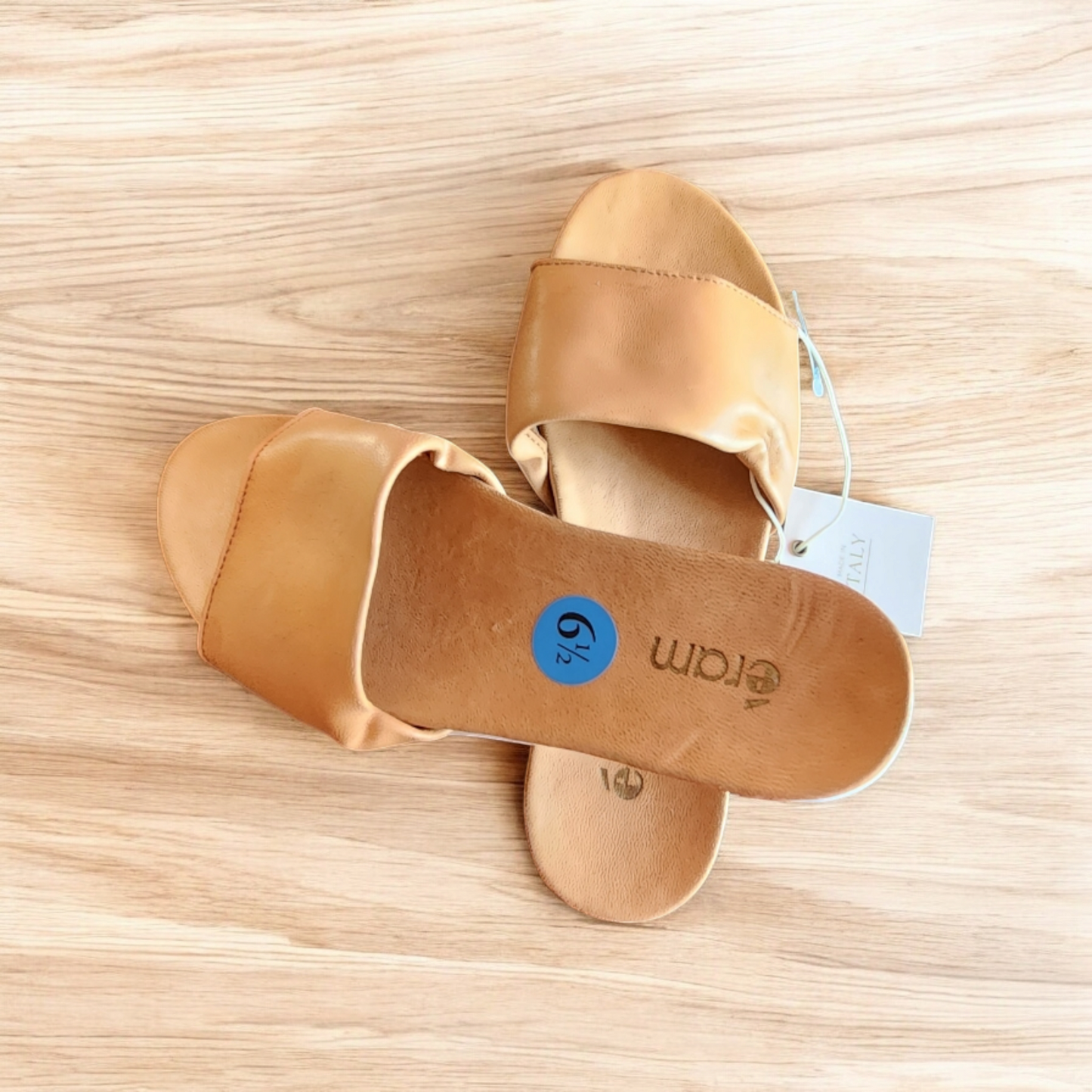 Women sandals
