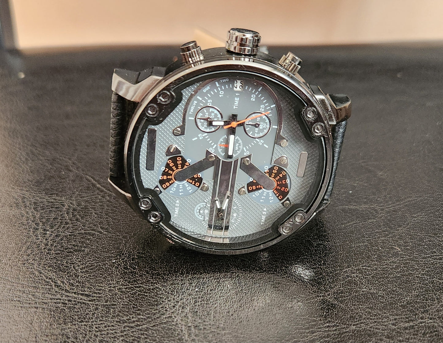Men's fashion watches