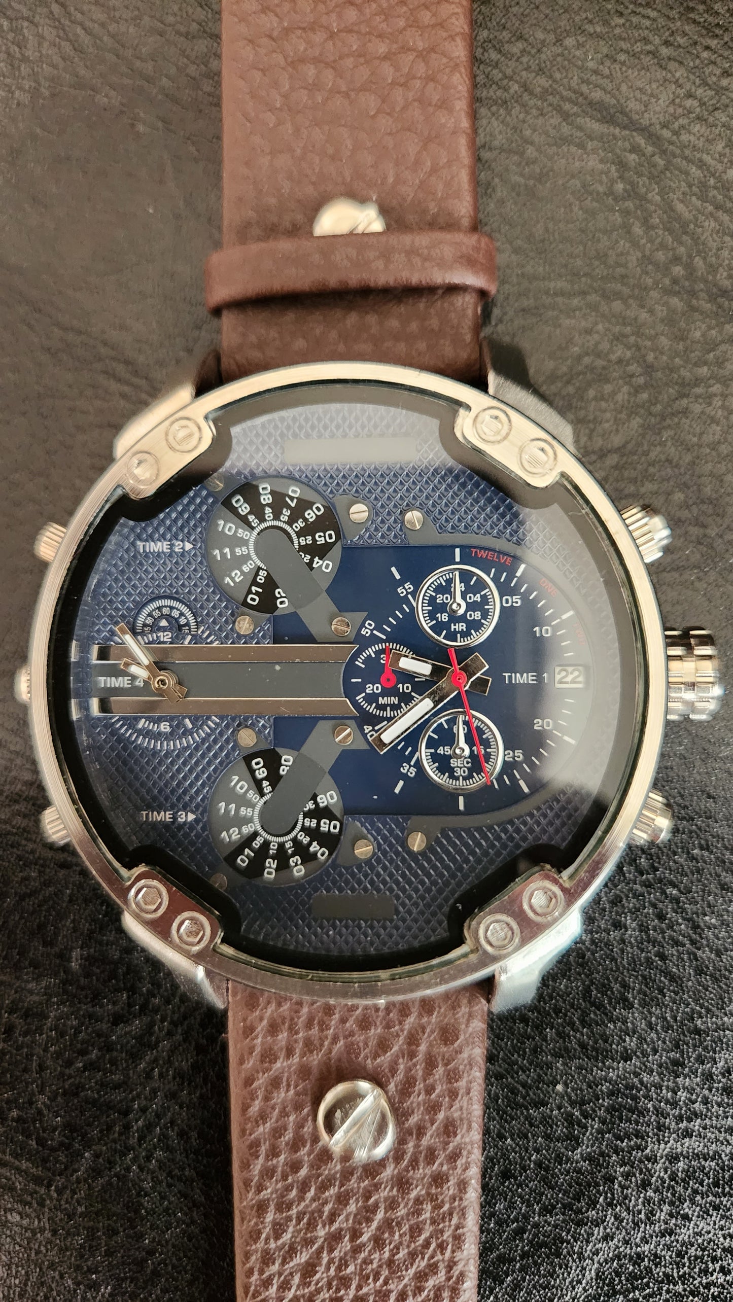 Men's fashion watches